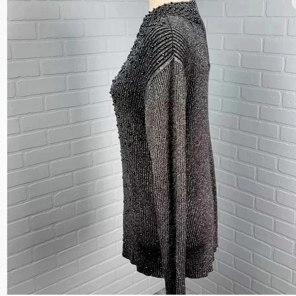 Maggie Barnes Women Gray Silver beads rib knit sweater. Gray/silver size 1X used - Picture 3 of 16